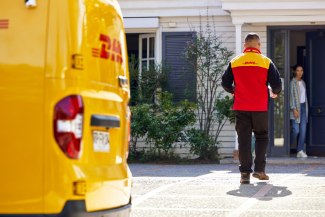 DHL Chile DHL Express delivery to private vustomer